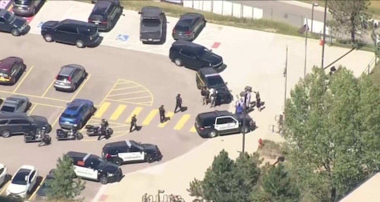 coloradoda lisede kursun yagdirdi polis mudahale etmedi 1zU2pvBj