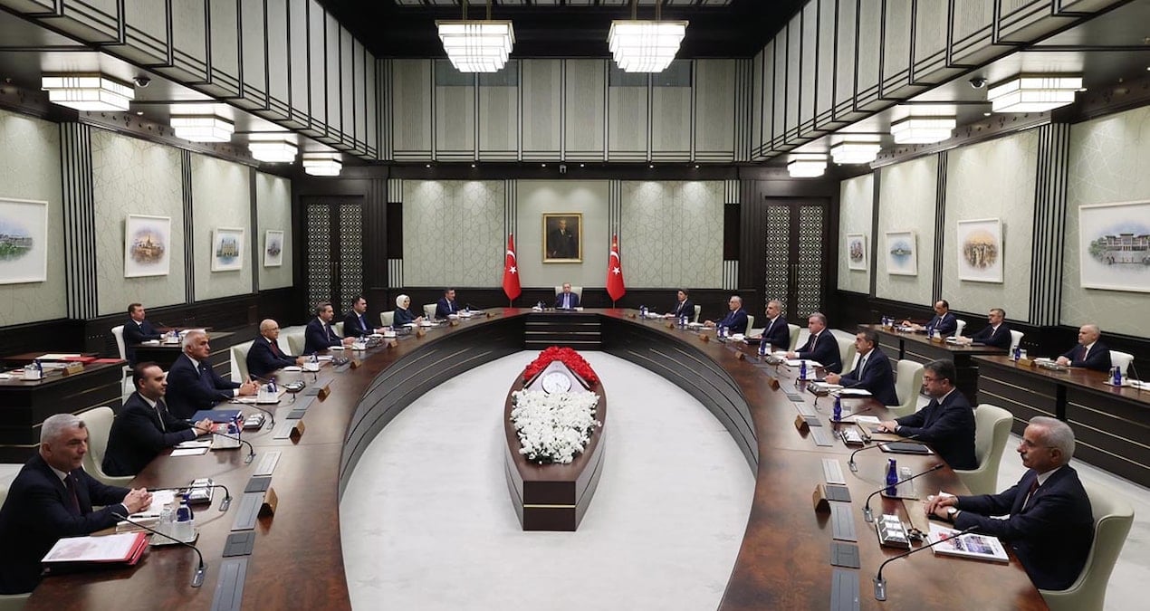 kabine toplantisi bestepede basladi LktgXz58