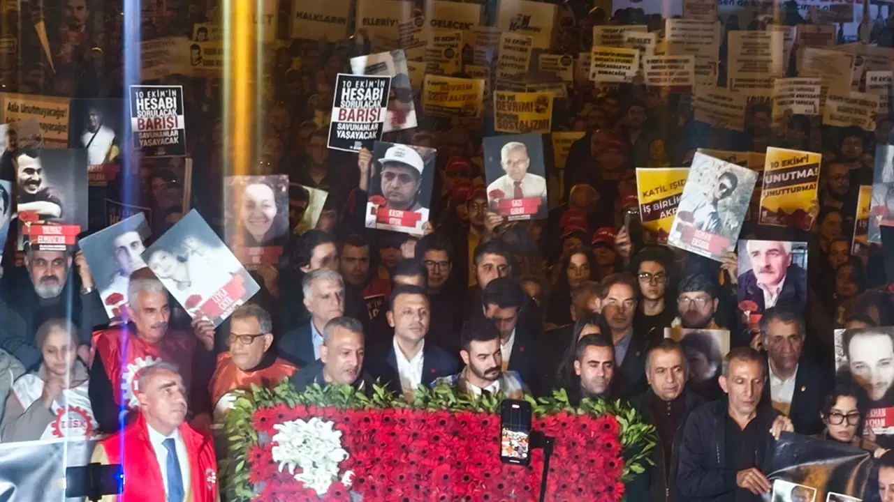 10 ekim katliaminin onuncu yilinda kadikoyde binler adalet icin yurudu ELtrJFVq