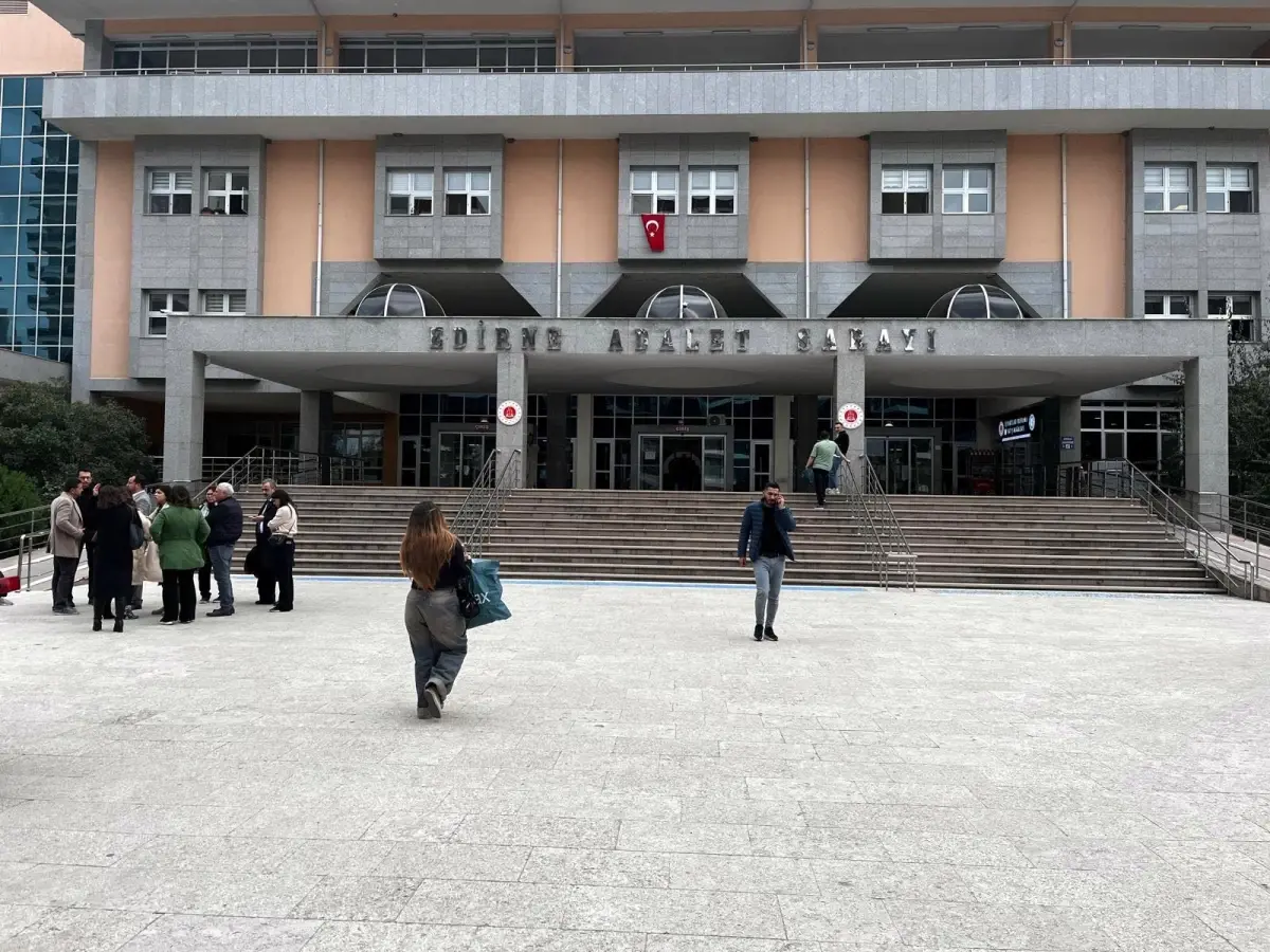 okul bahcesinde oldurulen durunun cinayet suphelisi icin agirlastirilmis muebbet istemi STp5aA5N.jpg