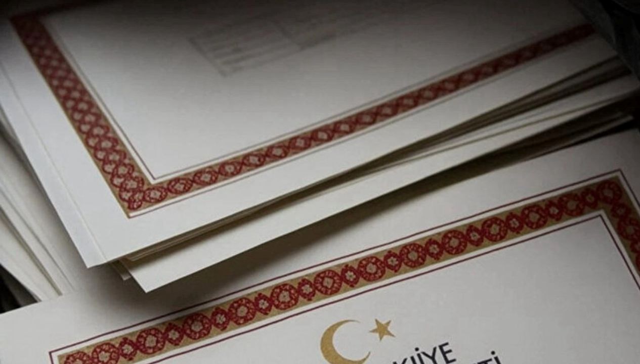 sahte e imza davasi tahliye edilen 5 sanik yeniden tutuklandi iaZAixkG.jpg