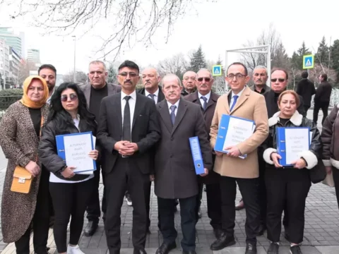 Alternatif Parti Resmi Kuruluş Dilekçesini İçişleri Bakanlığı’na Sunduk