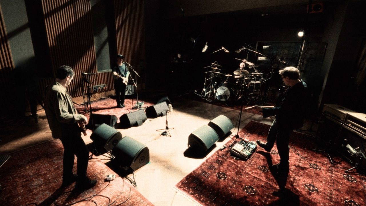 Duman’dan Yenilikçi Canlı Stüdyo Projesi: Pür Cunda Live Sessions
