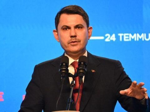 Bakan kurum biz aciyi hicbir zaman siyasete malzeme yapmadik kfq8cUwn